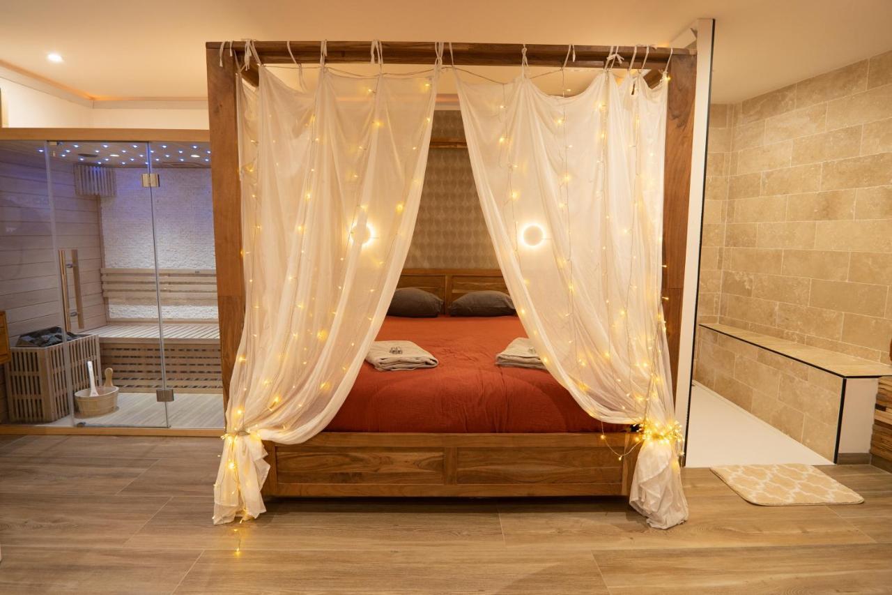 Capsule Marrakech I Chicha I Sauna I Balneo I Console Ps5 I Cinema Trith-Saint-Leger 외부 사진