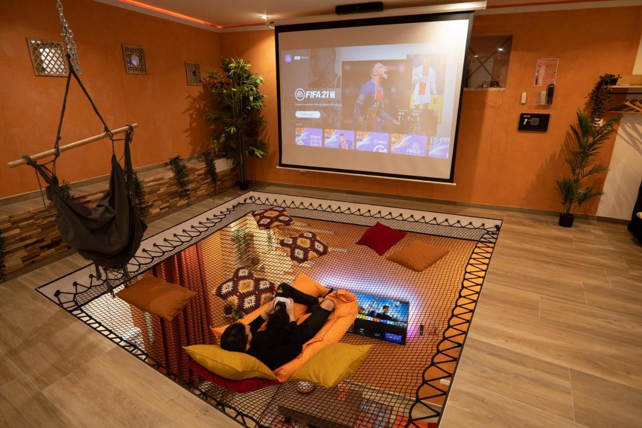 Capsule Marrakech I Chicha I Sauna I Balneo I Console Ps5 I Cinema Trith-Saint-Leger 외부 사진