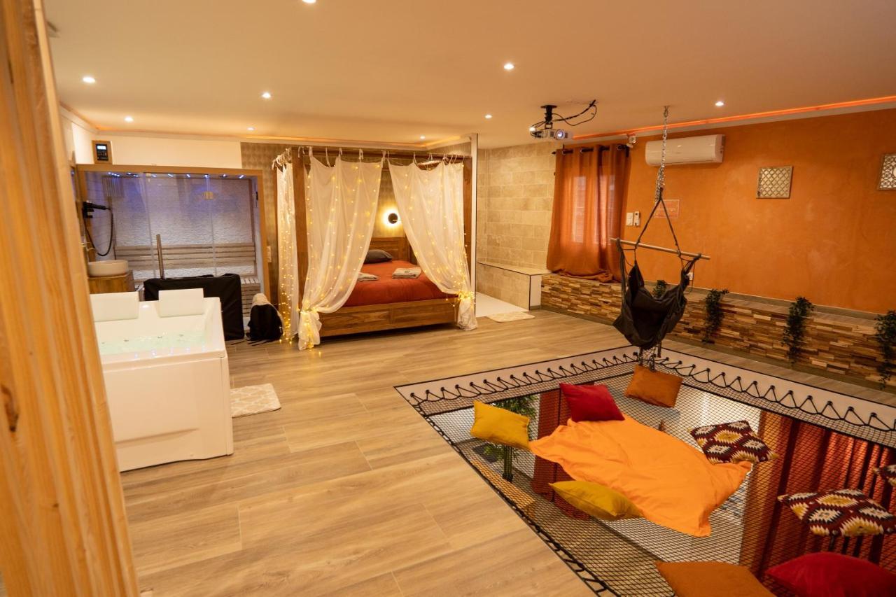 Capsule Marrakech I Chicha I Sauna I Balneo I Console Ps5 I Cinema Trith-Saint-Leger 외부 사진