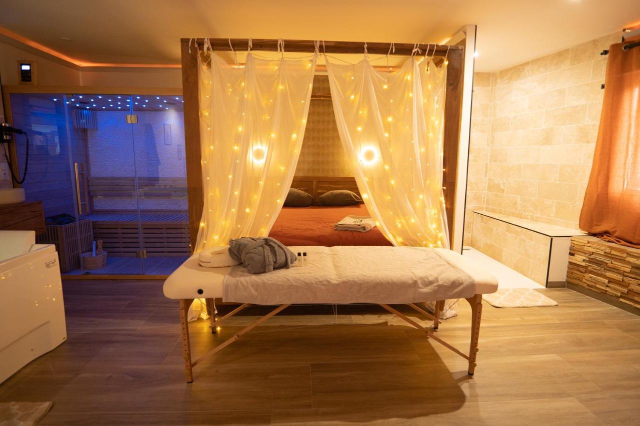 Capsule Marrakech I Chicha I Sauna I Balneo I Console Ps5 I Cinema Trith-Saint-Leger 외부 사진